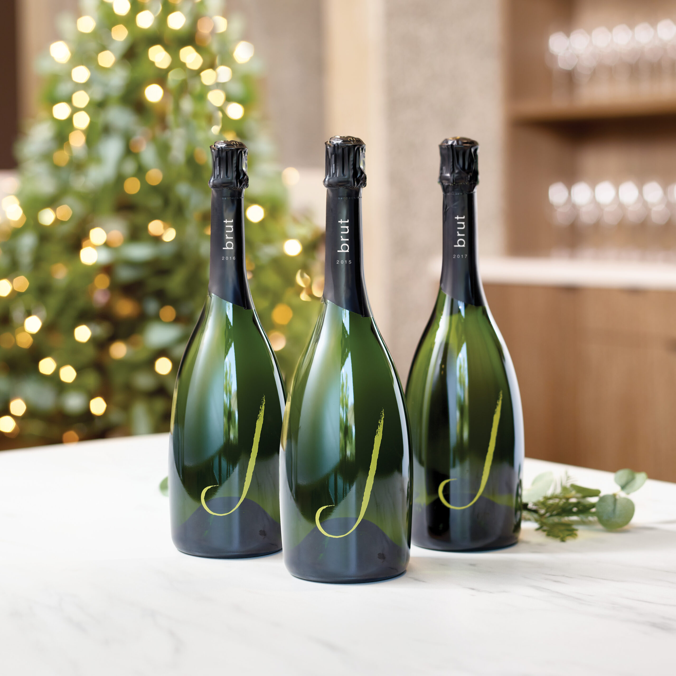 Wine Spectator Holiday Bundle